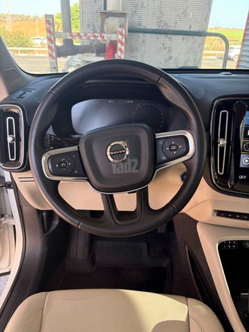וולוו XC40