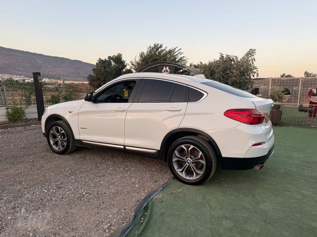 ב מ וו X4