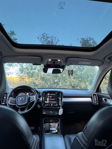 וולוו XC40