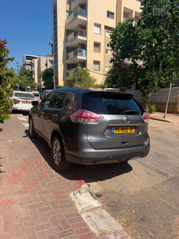 ניסאן אקס טרייל