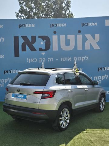 סקודה קארוק