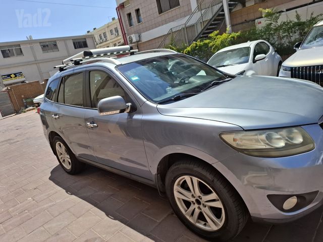 יונדאי סנטה פה
