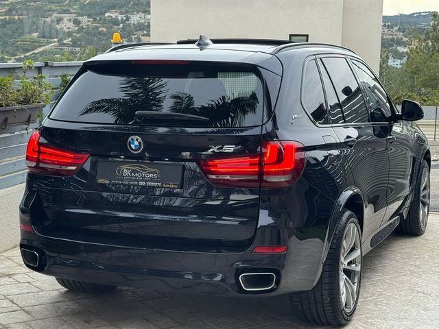 ב מ וו X5