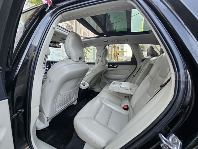 וולוו XC60