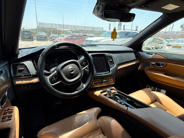 וולוו XC90