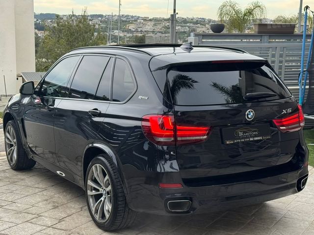 ב מ וו X5