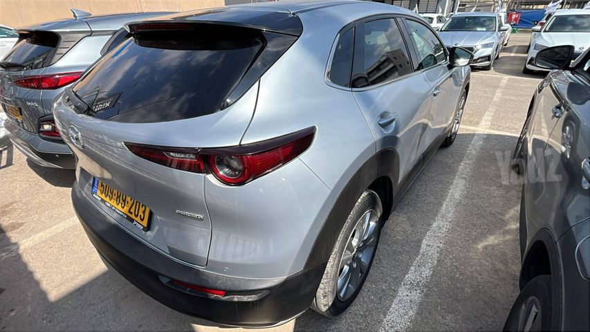 מאזדה CX-30