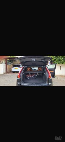 מודעת רכב קאדילק XT4