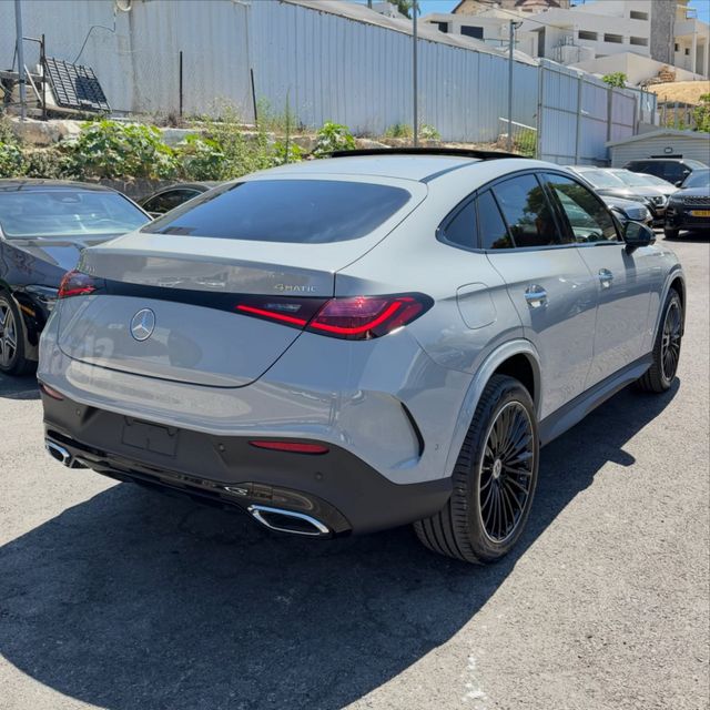 מרצדס-בנץ GLC קופה