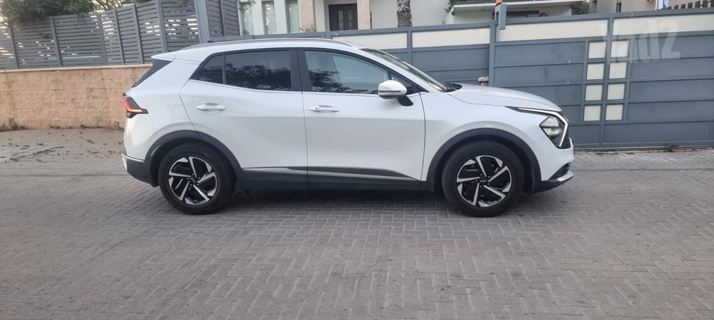 ספורטז' Urban אוט׳ 1.6 (160 כ״ס)