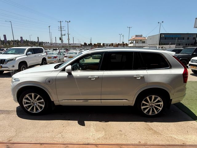 וולוו XC90