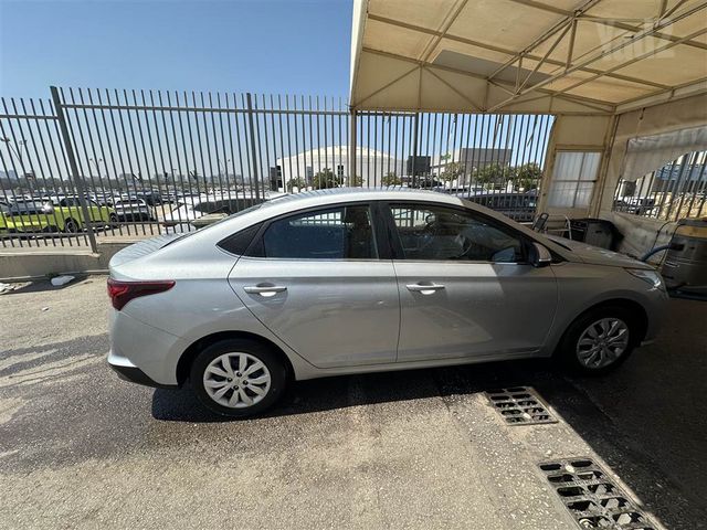 יונדאי אקסנט i25