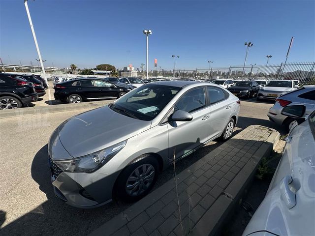 יונדאי אקסנט i25