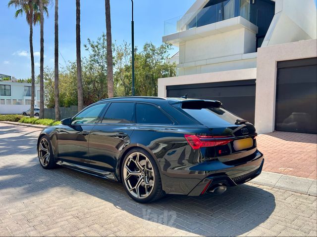 אאודי RS 6