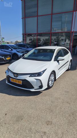מודעת רכב טויוטה קורולה