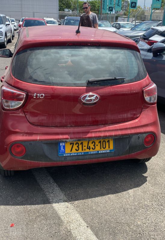 יונדאי i10