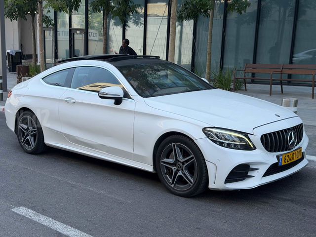 מודעת רכב מרצדס-בנץ C-class