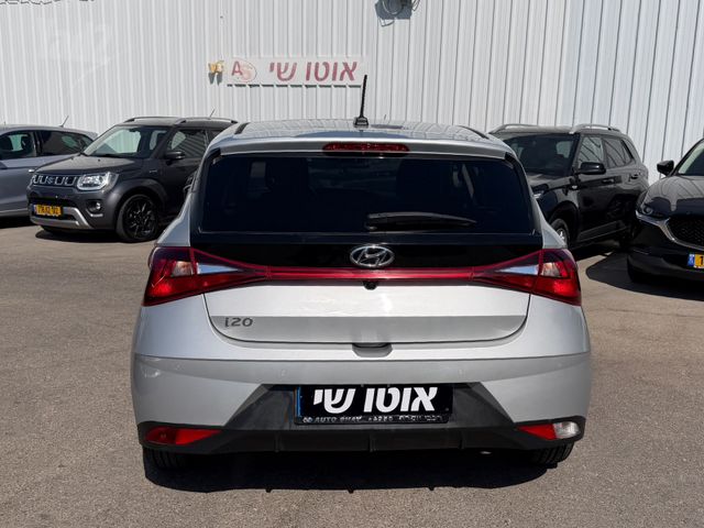 יונדאי i20