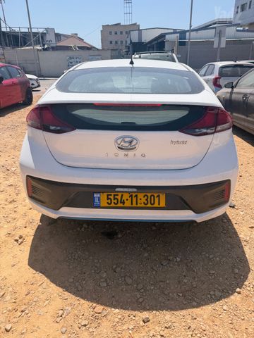 יונדאי איוניק