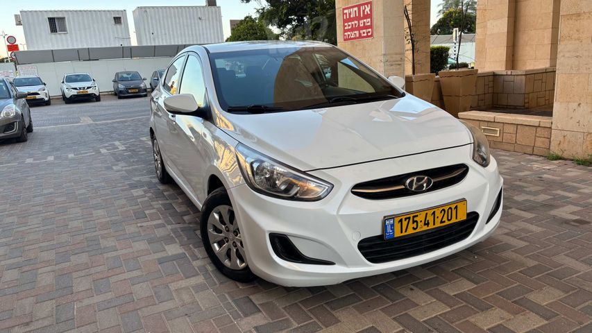 מודעת רכב יונדאי אקסנט i25 1