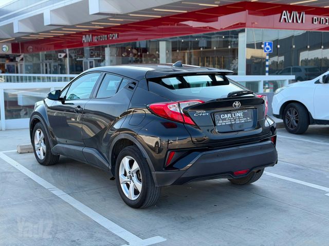טויוטה C-HR