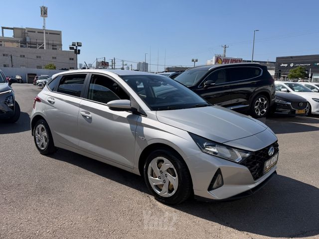 יונדאי i20