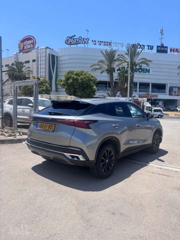 צ׳רי FX