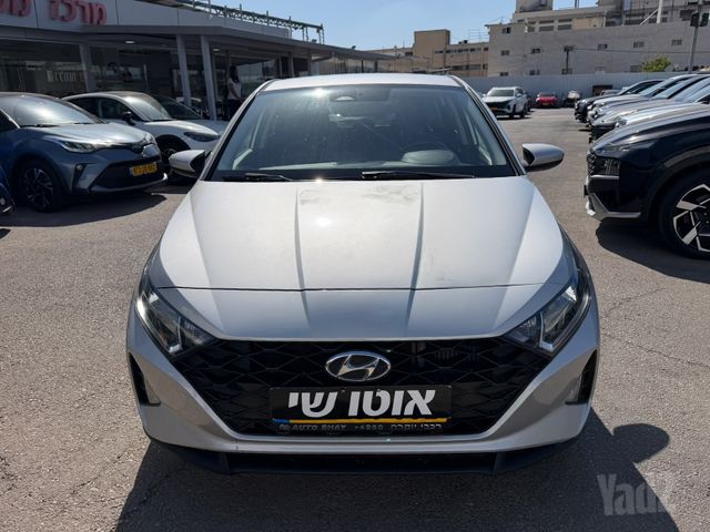 יונדאי i20