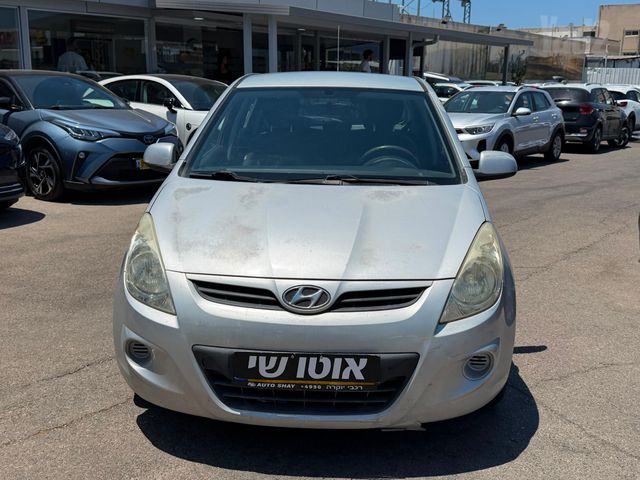 יונדאי i20
