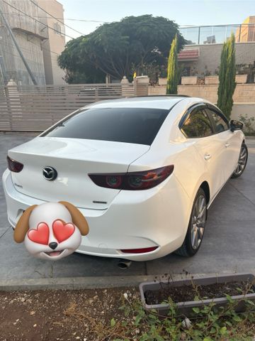 מאזדה 3