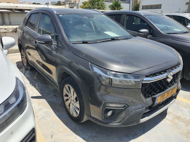 סוזוקי S-Cross