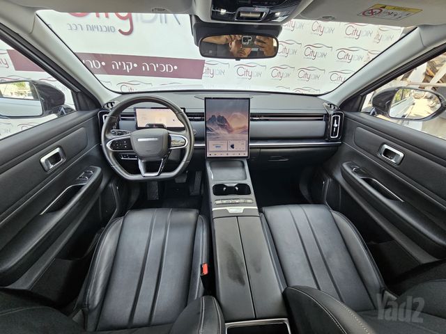 ג'אקו J7