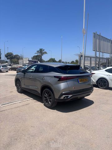 צ׳רי FX