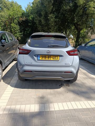 ניסאן ג'וק