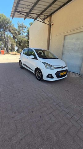 יונדאי i10