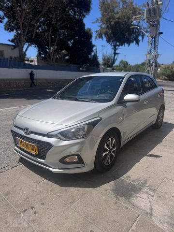 מודעת רכב יונדאי i20