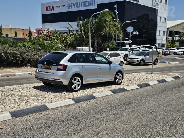 סקודה ראפיד