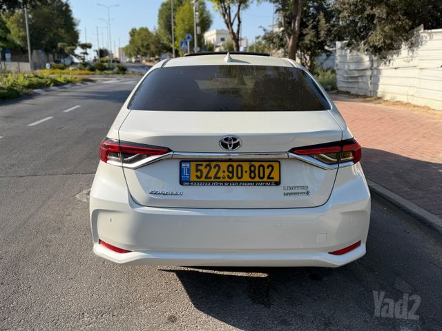 טויוטה קורולה