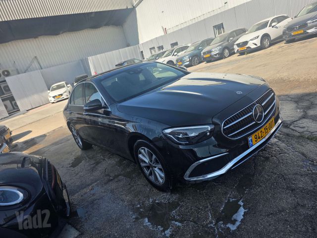 מודעת רכב מרצדס-בנץ E-class
