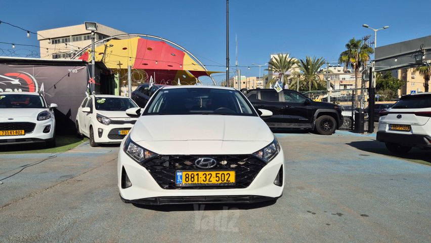 יונדאי i20