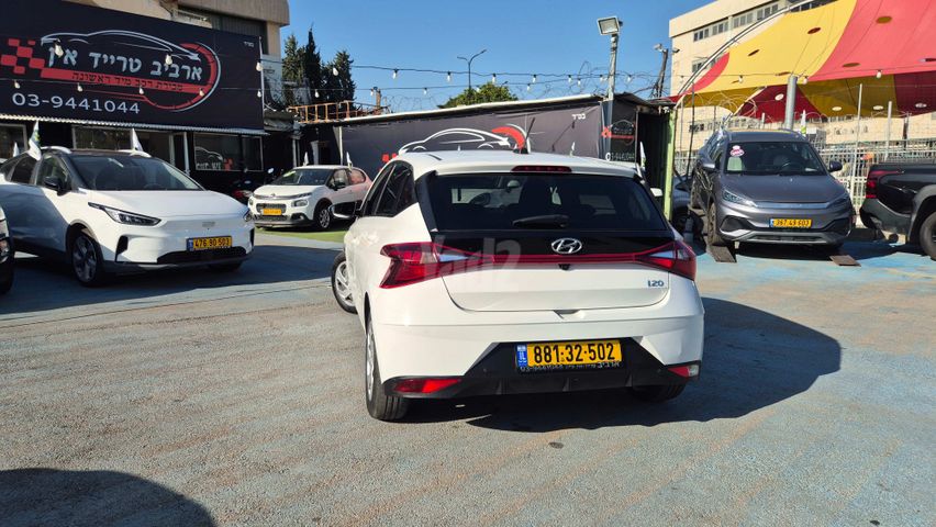 יונדאי i20