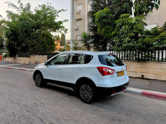 סוזוקי קרוסאובר