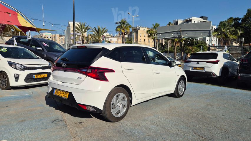 יונדאי i20