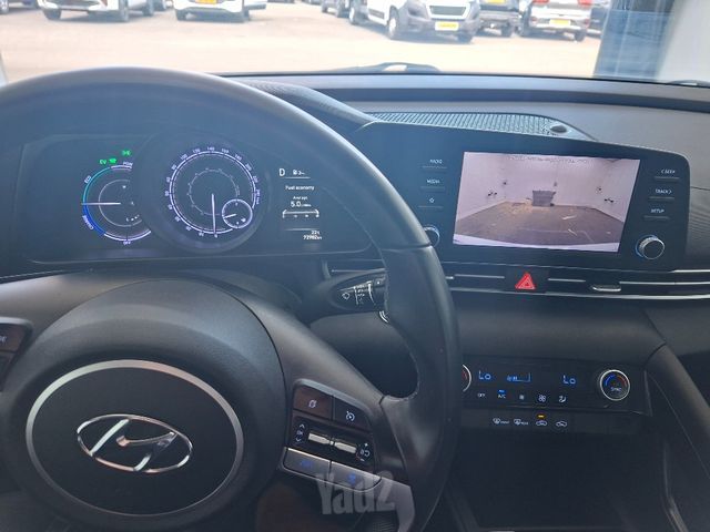 יונדאי אלנטרה