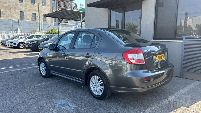 סוזוקי SX4