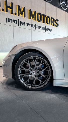 פורשה 911