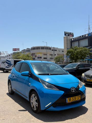 טויוטה אייגו