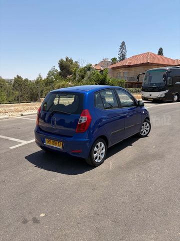 יונדאי i10