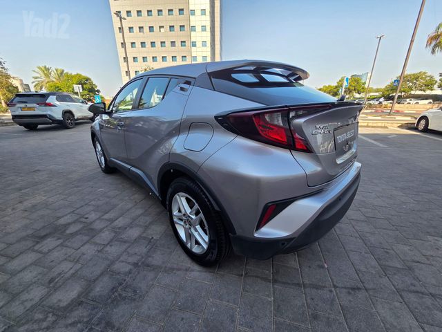 טויוטה C-HR