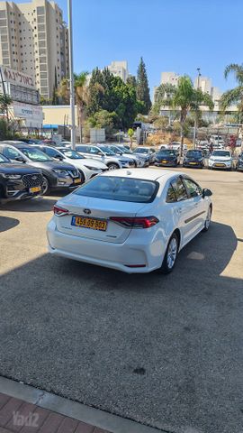טויוטה קורולה